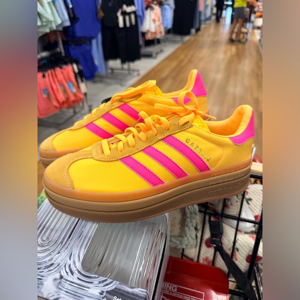 Adidas gazelle bold Spark Pink Lucid Platform Sneaker Size 7 - Picture 10 of 10